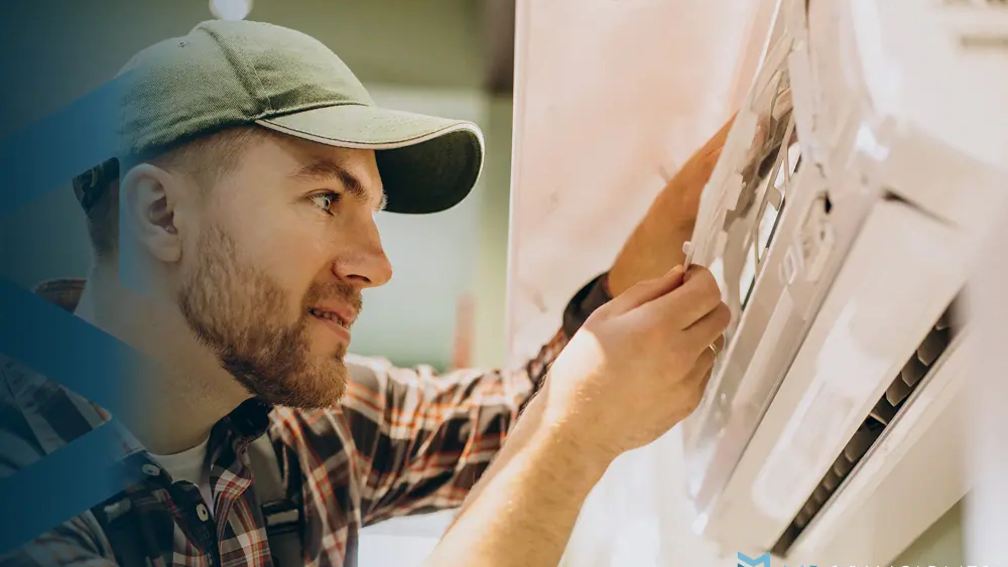 Aire acondicionado instalado en sala moderna de hogar en Guadalajara